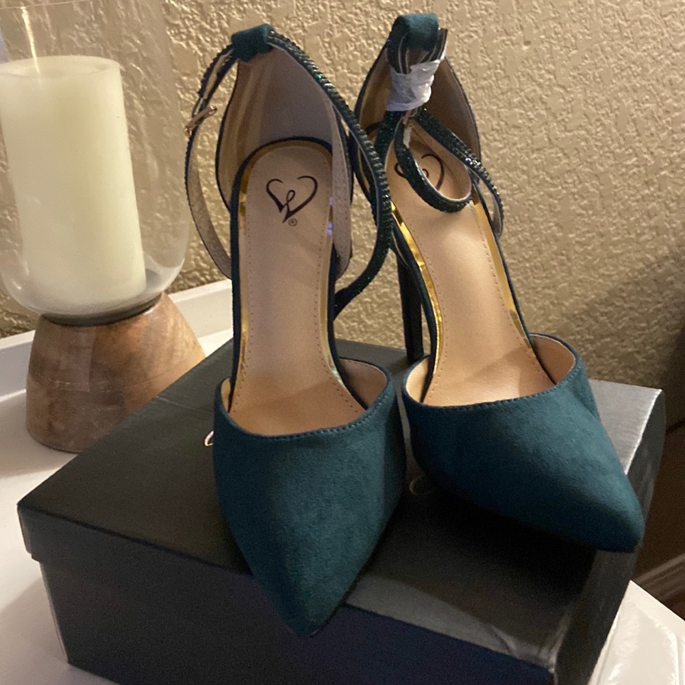 Brand new heels from Windsor